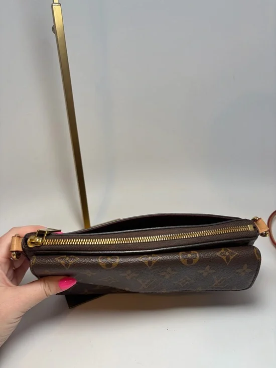 Louis Vuitton Vivacité Monogram Crossbody 2024 w/COA - Picture 10 of 16